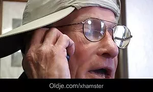 Эвэр өвөө, эмээ өвөө ...